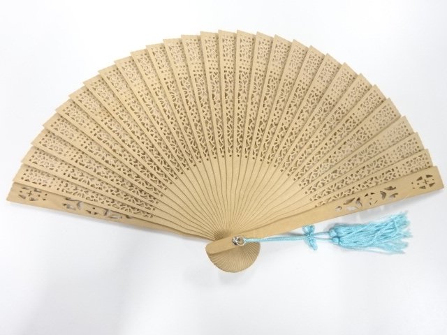 JAPANESE KIMONO / ANTIQUE SANDALWOOD FAN